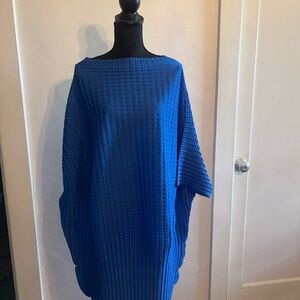 Issey Miyake Vibrant Blue Textured Poncho